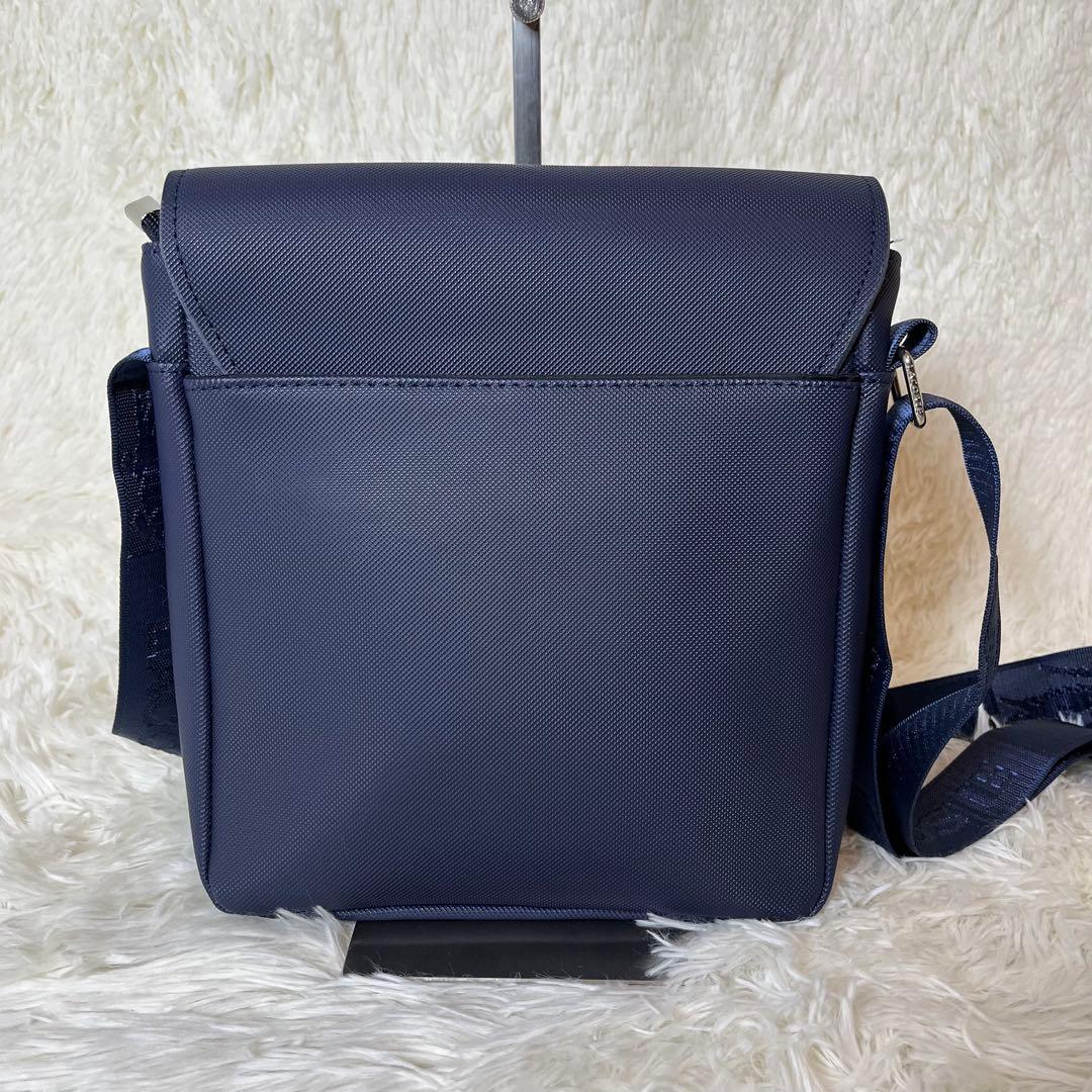 未使用級 LACOSTE ショルダーバッグ メッセンジャーバッグ PVC