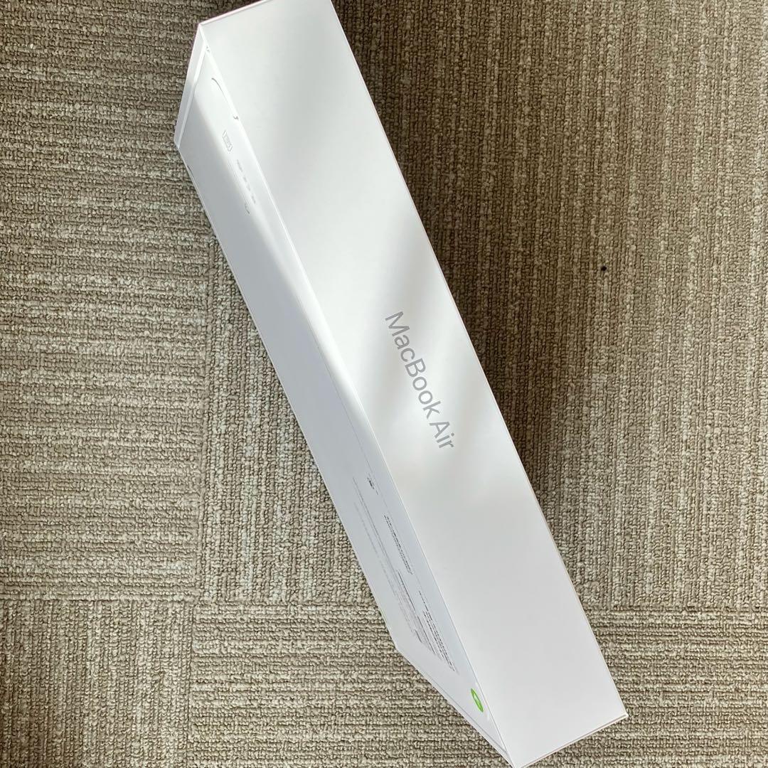 MacBook Air M4 シルバー 16GBメモリ　256GB SSD