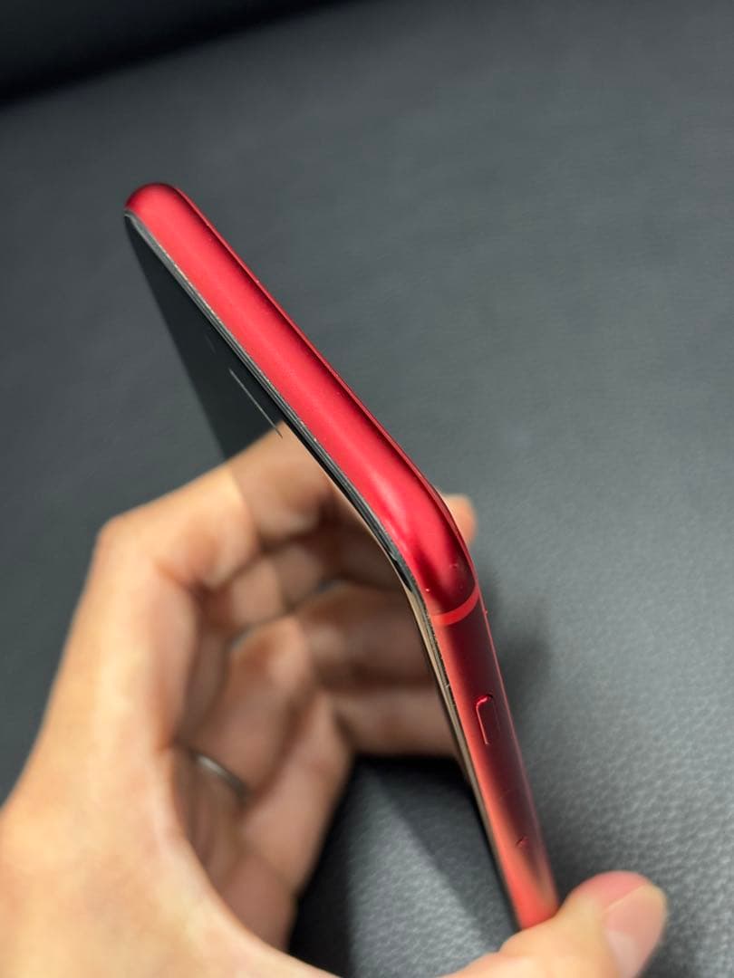 iPhone SE (第2世代) 64GB