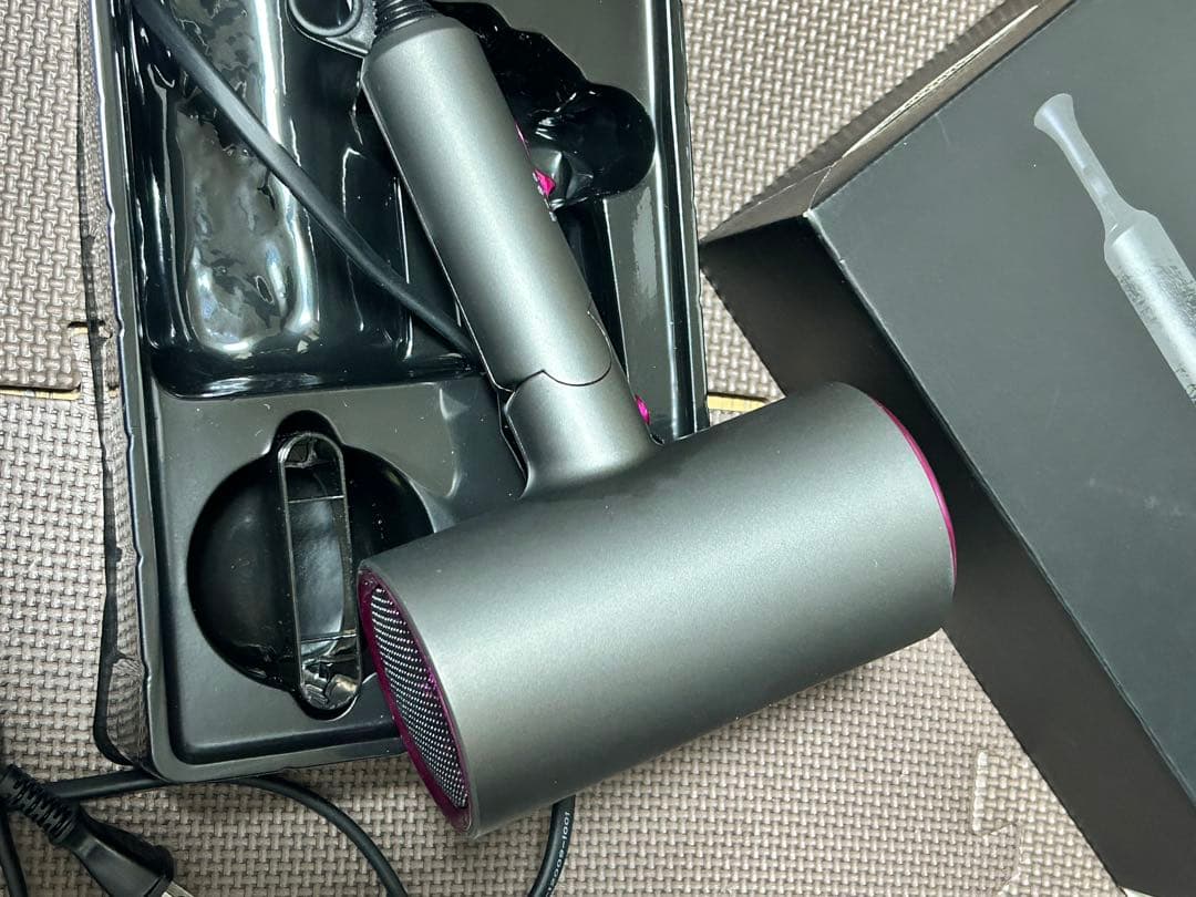 マイナスイオンヘアドライヤー