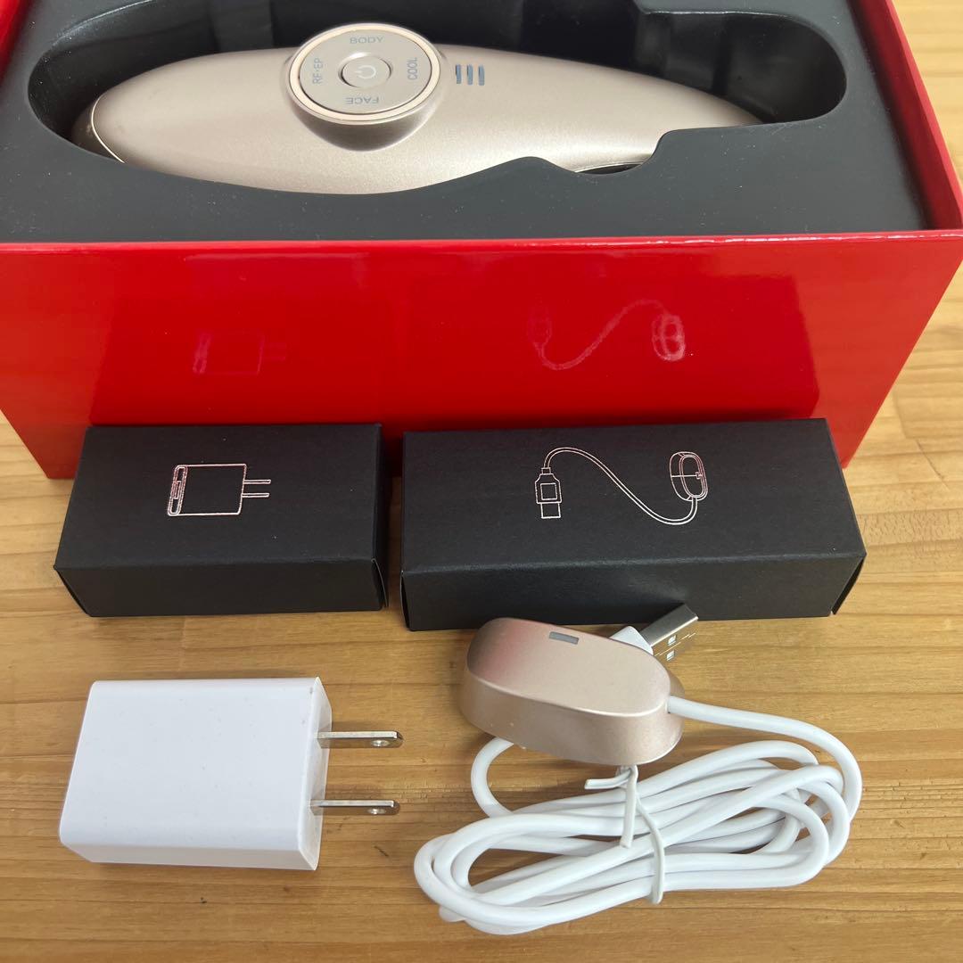 Éclat ME LABOUM 美顔器 IKKO