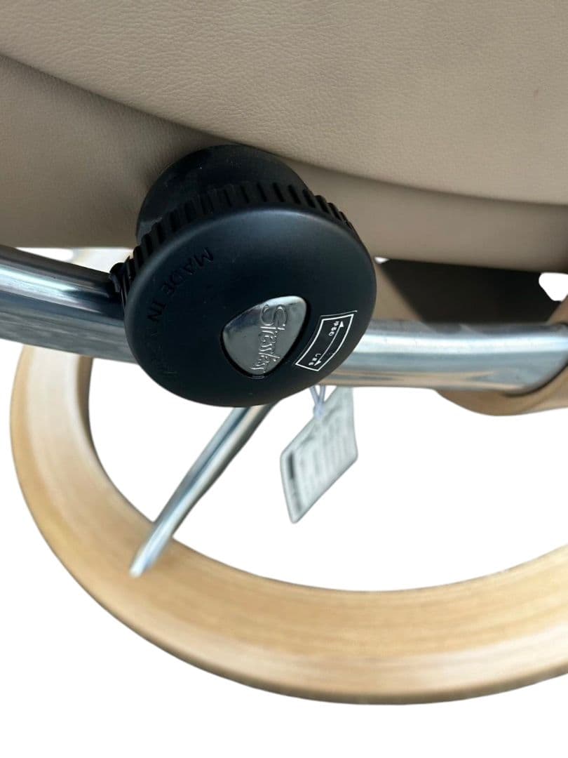 EKORNESエコーネス リクライニングチェア・オットマン