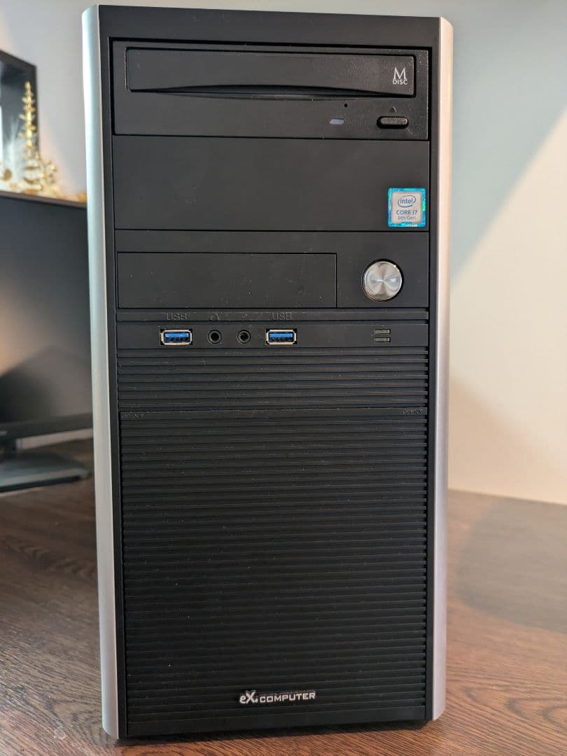 【極上美品】BTOパソコン ツクモ エアロストリームRM7J-D180/T2