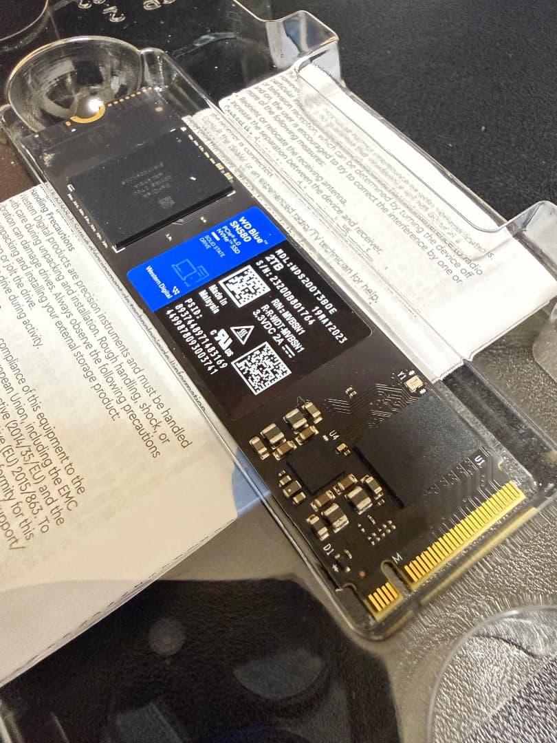 s*e様 WD Blue SN580 NVMe SSD - 2 TB