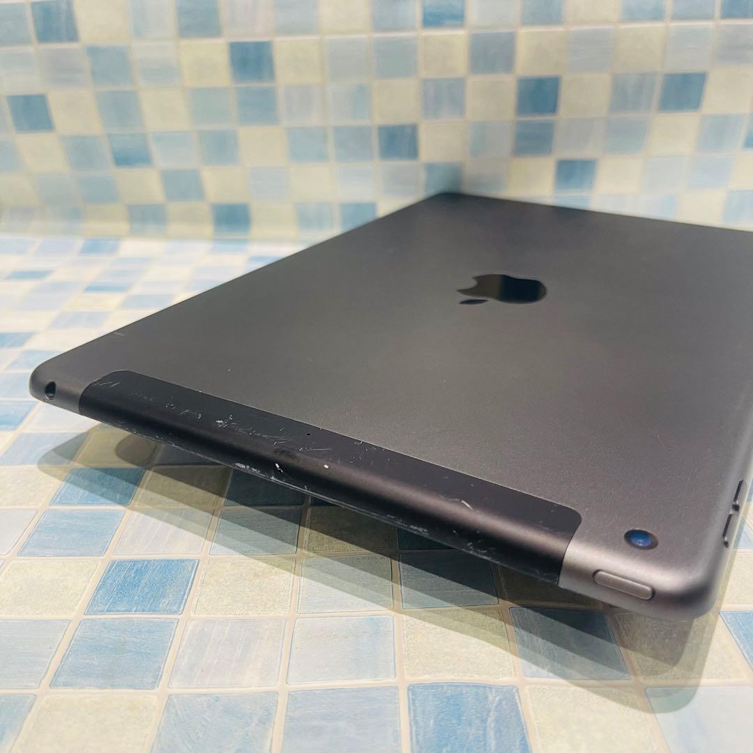 SIMフリー iPad 第7世代 本体 32GB スペースグレイ 電池良好