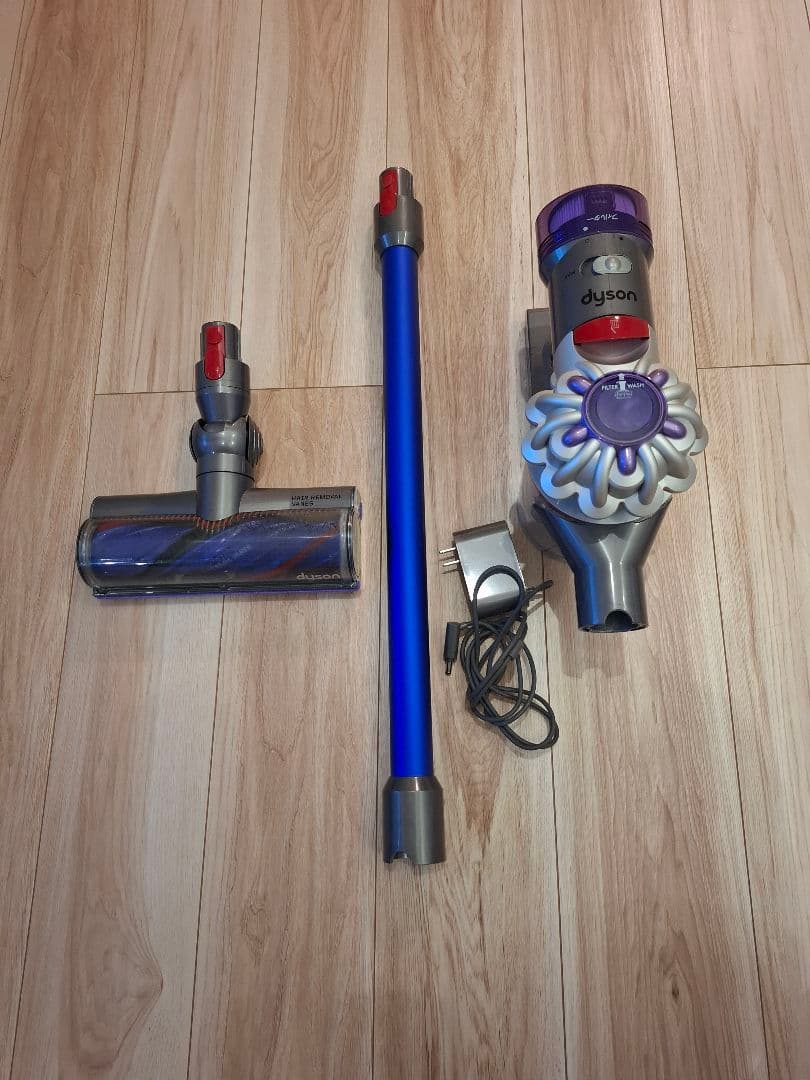 dyson ダイソン sv25 スティッククリーナー本体 充電器付き