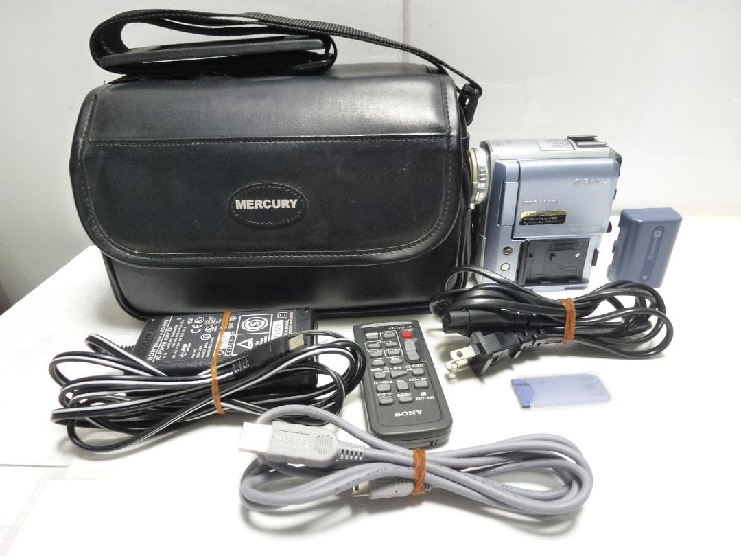 動作品Mini DV　ソニー　デジタルビデオカメラ　SONY DCR-PC105