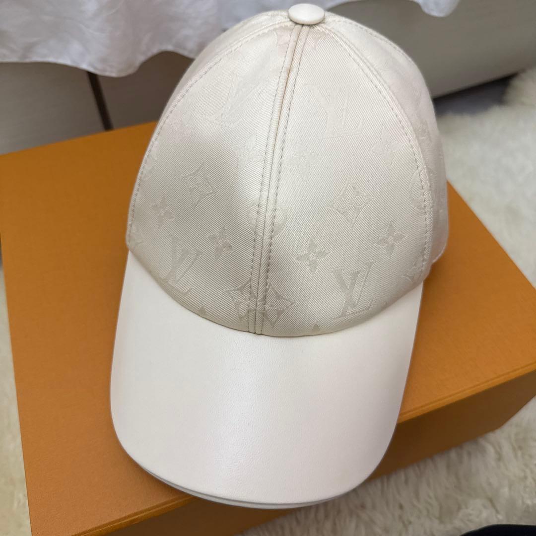 Louis Vuitton ベースボールキャップ アイボリー