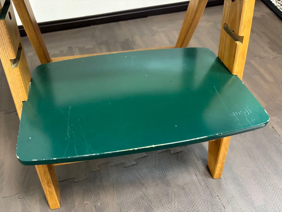 moji YIPPY NOVEL モジ イッピー　キッズチェア