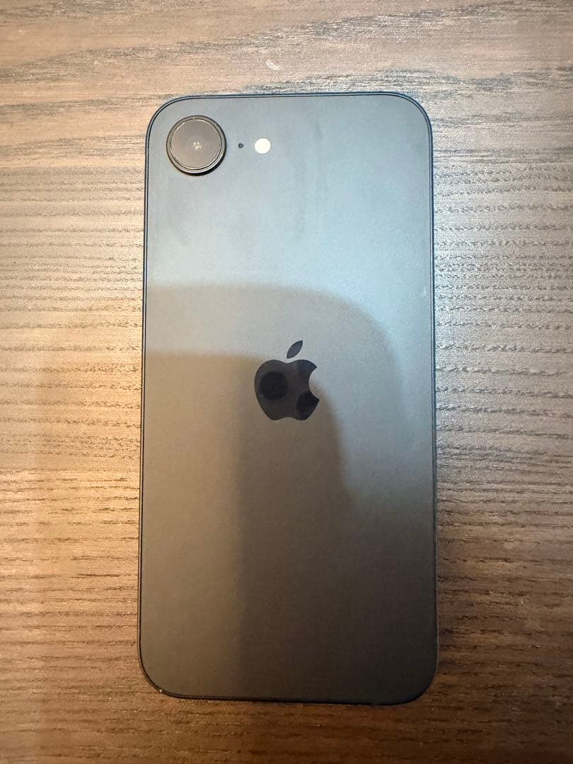 Apple iPhone 16e 128gbスマートフォン本体 充電ケーブル付き