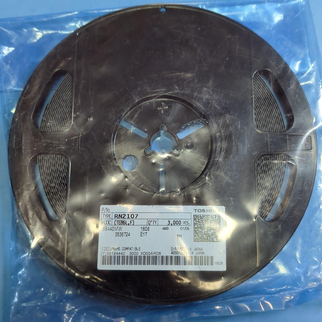 マザーボード [3000pcs] Toshiba RN2107 Transistor Reel