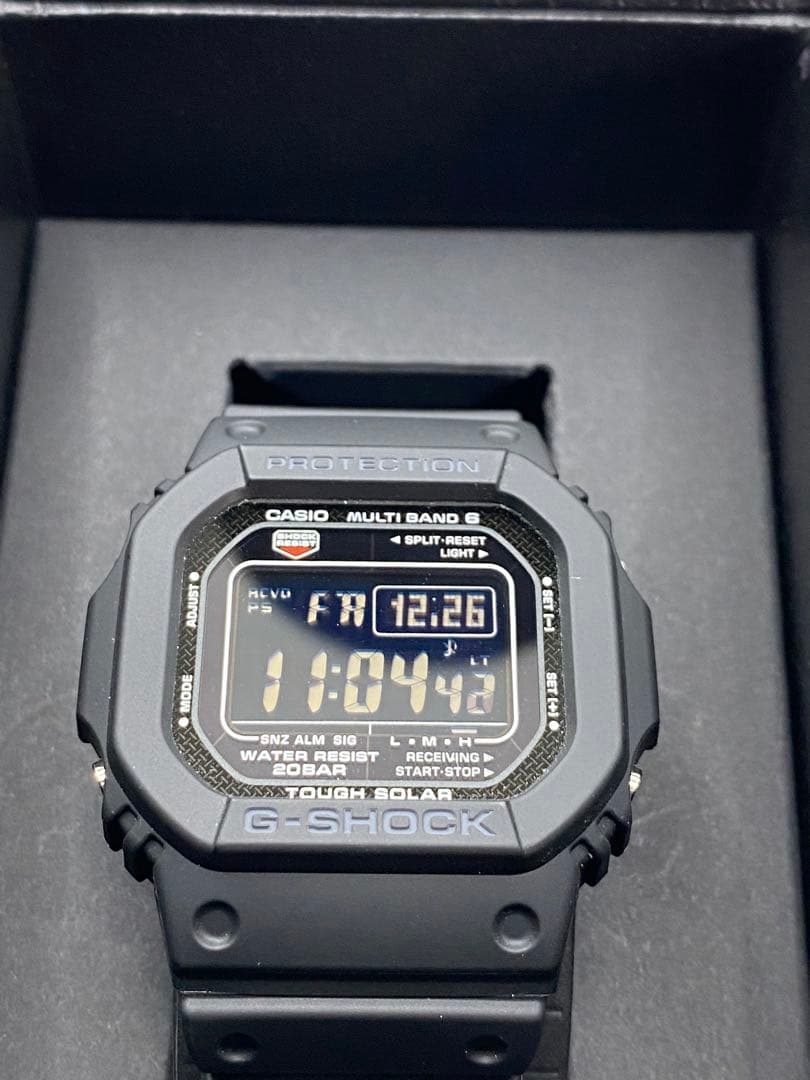 [美品]CASIO G-SHOCK ソーラー ブラック腕時計 GW-M5610U