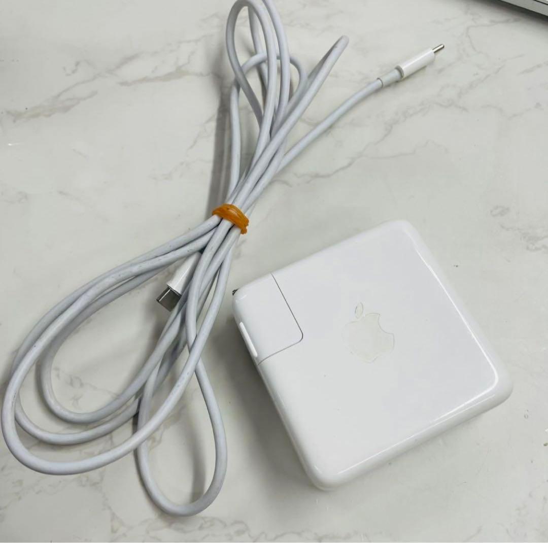 MacBook Pro M1 8G256G 液晶割れ外部モニター出力OK 動作品