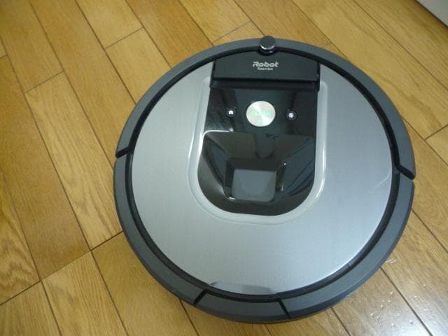 iRobot Roomba 960 本体