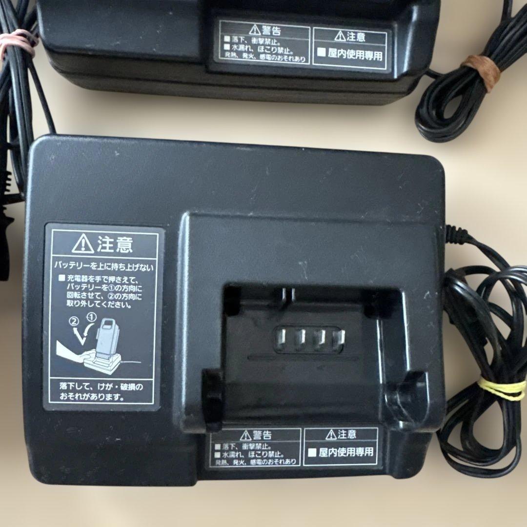 パナソニックPanasonic電動自転車用　純正品 バッテリー充電器