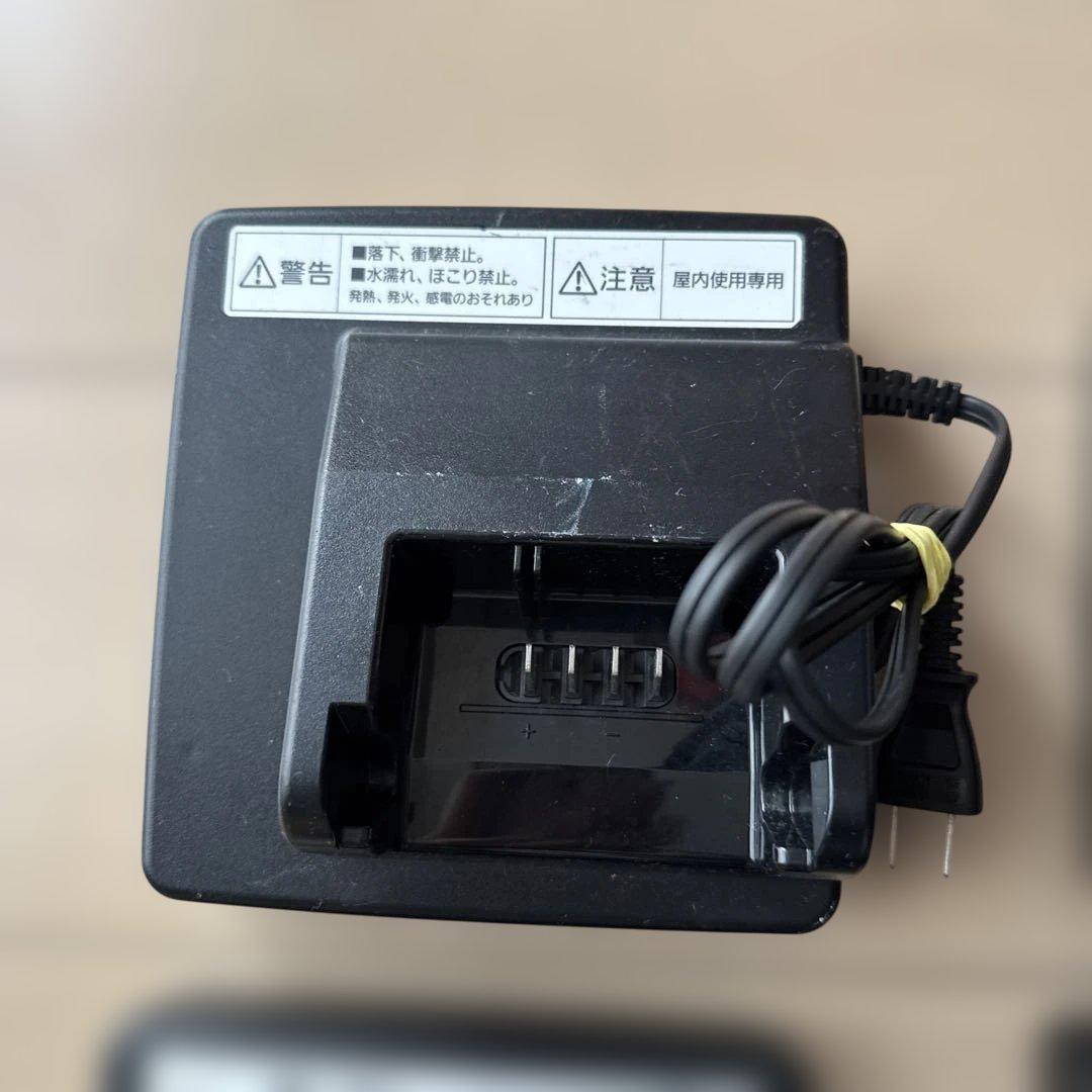 パナソニックPanasonic電動自転車用　純正品 バッテリー充電器