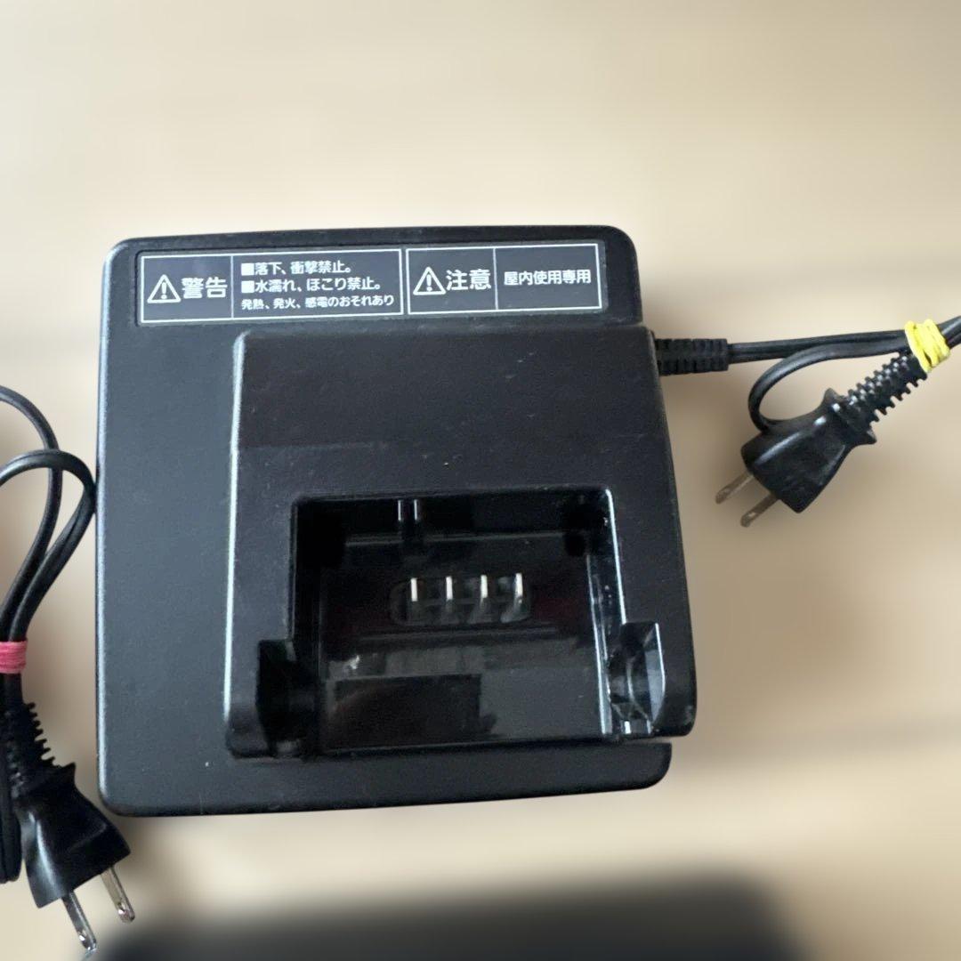 パナソニックPanasonic電動自転車用　純正品 バッテリー充電器