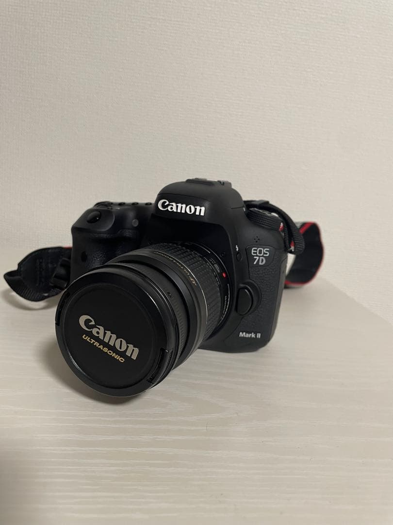 動作良好 CANON キャノン EOS 7D Mark II デジタル一眼レフ