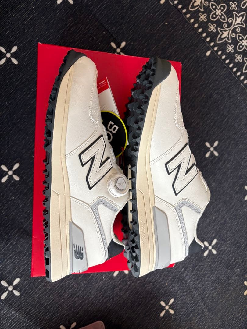 New Balance 574 ゴルフシューズ ホワイト/ブラック