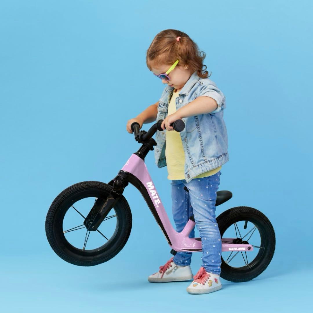 新品未開封　MATE mini キックバイク