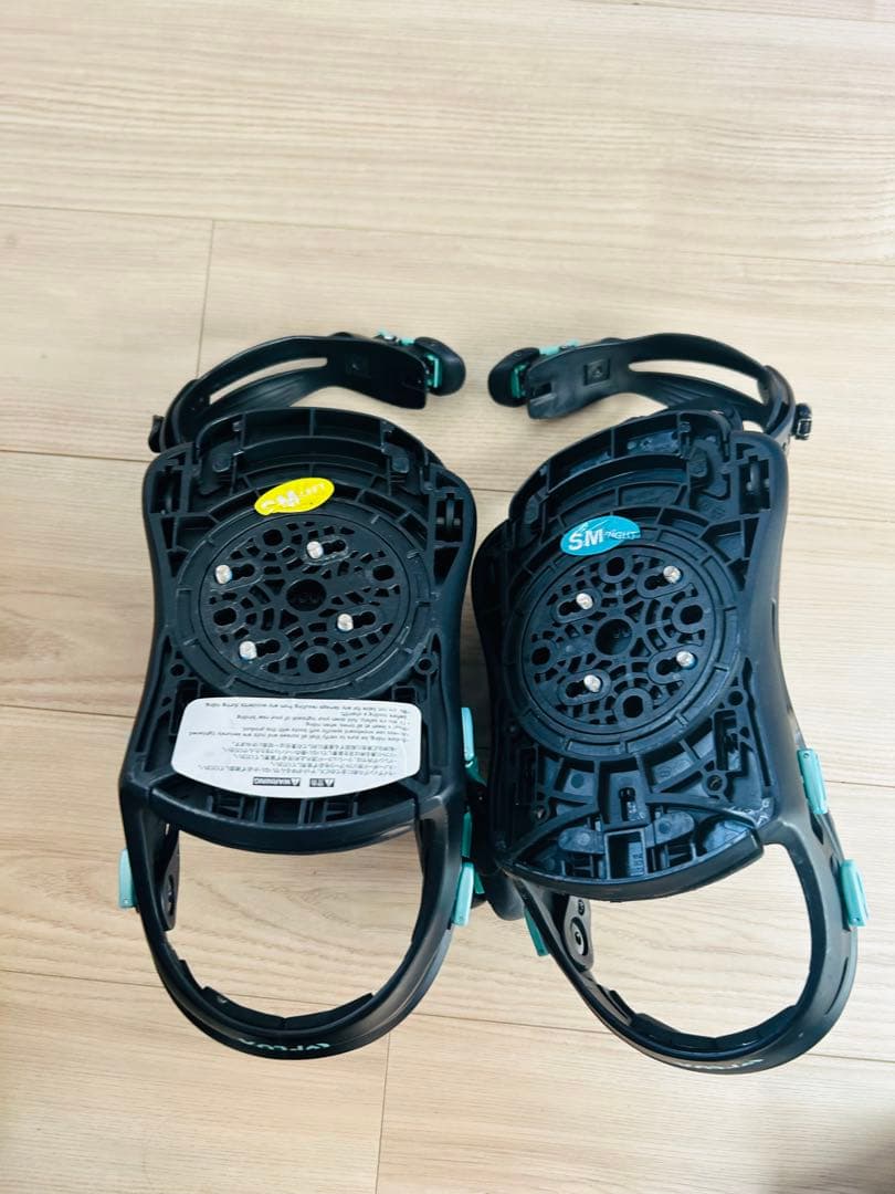 FLUX SMサイズ スノボ　スノーボード ビンディング