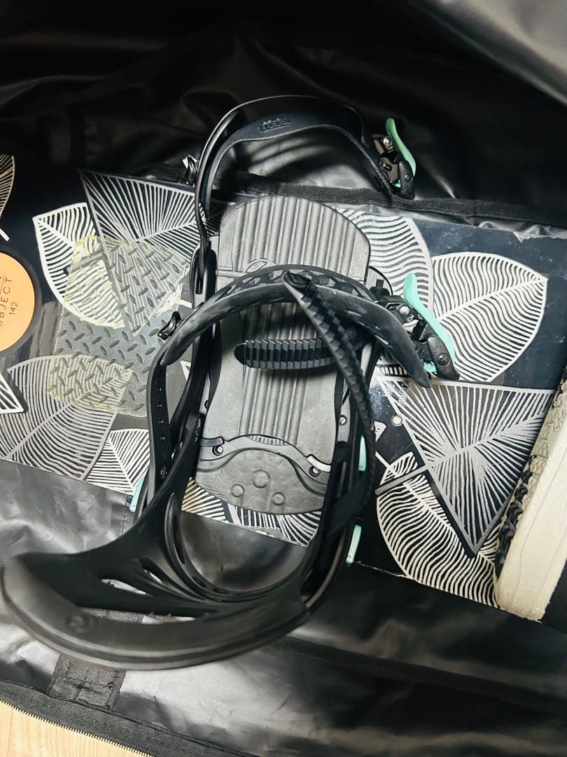 FLUX SMサイズ スノボ　スノーボード ビンディング