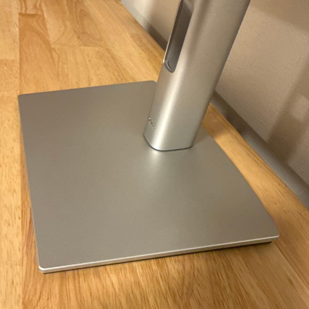 DELL モニター P2423DE 23.8 QHD USB-C