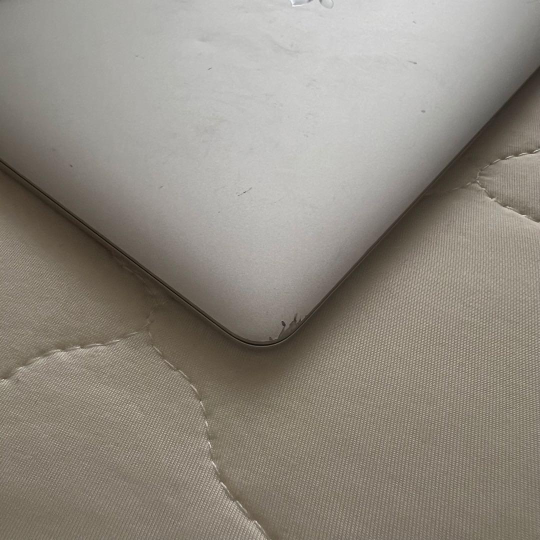 MacBook本体 MacBook (Retina, 12-inch, Early 2015)