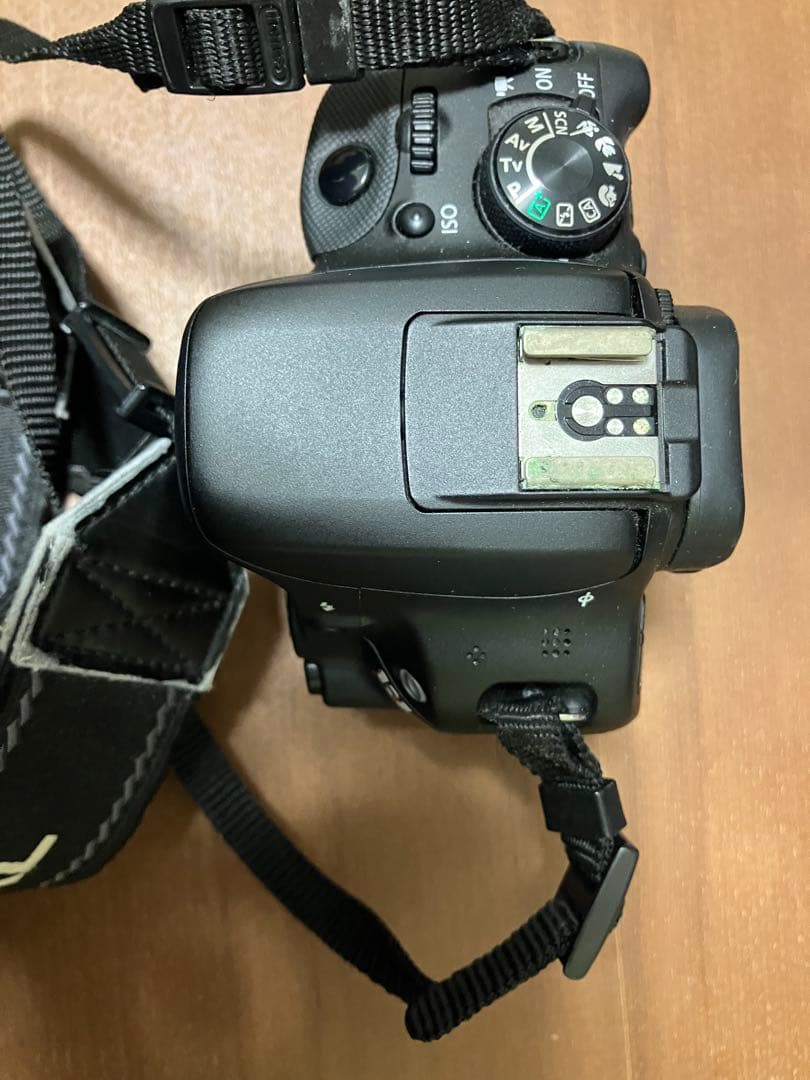 Canon EOS Kiss X7 デジタル一眼レフカメラ　キャノン