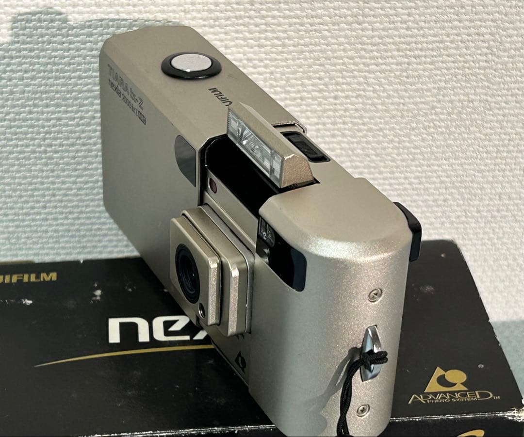 フィルムカメラ NEXIA 2000ixZ mrc