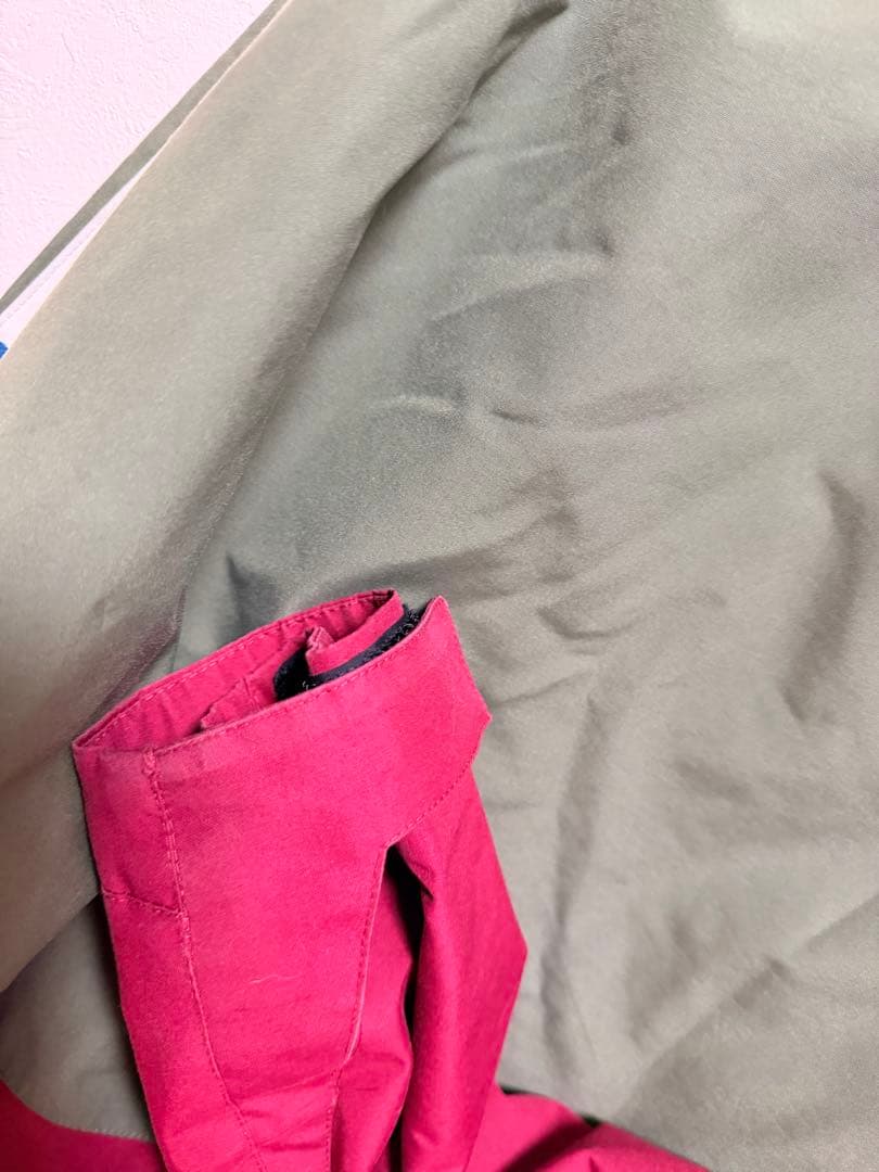 専用adidasスノーボードウェアSサイズ