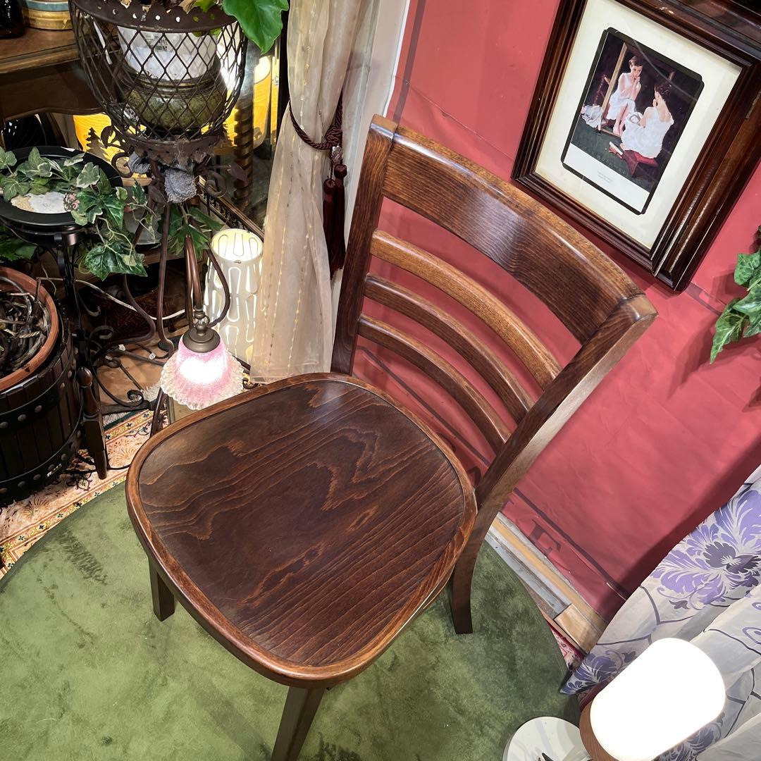 Sale ２脚セット　ヴィンテージ 曲木　ベントウッドチェア　軽量カフェチェア