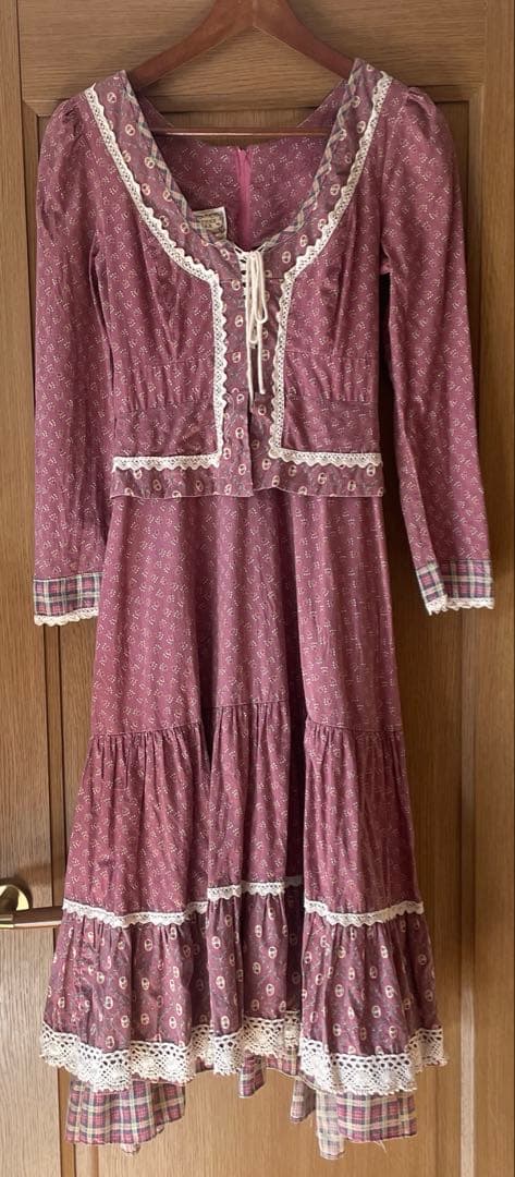 gunnesax 花柄ワンピース