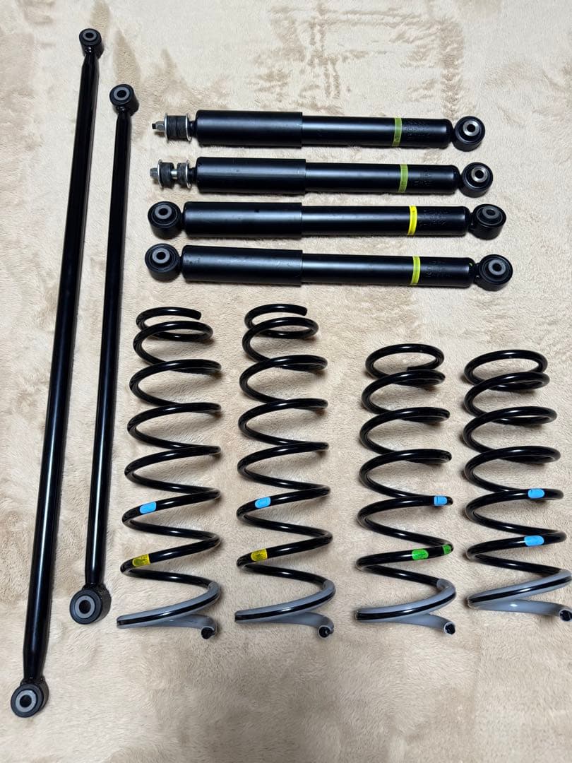 新車外し 新型ジムニーJB64型サスペンション フロントショック ラテラルロッド