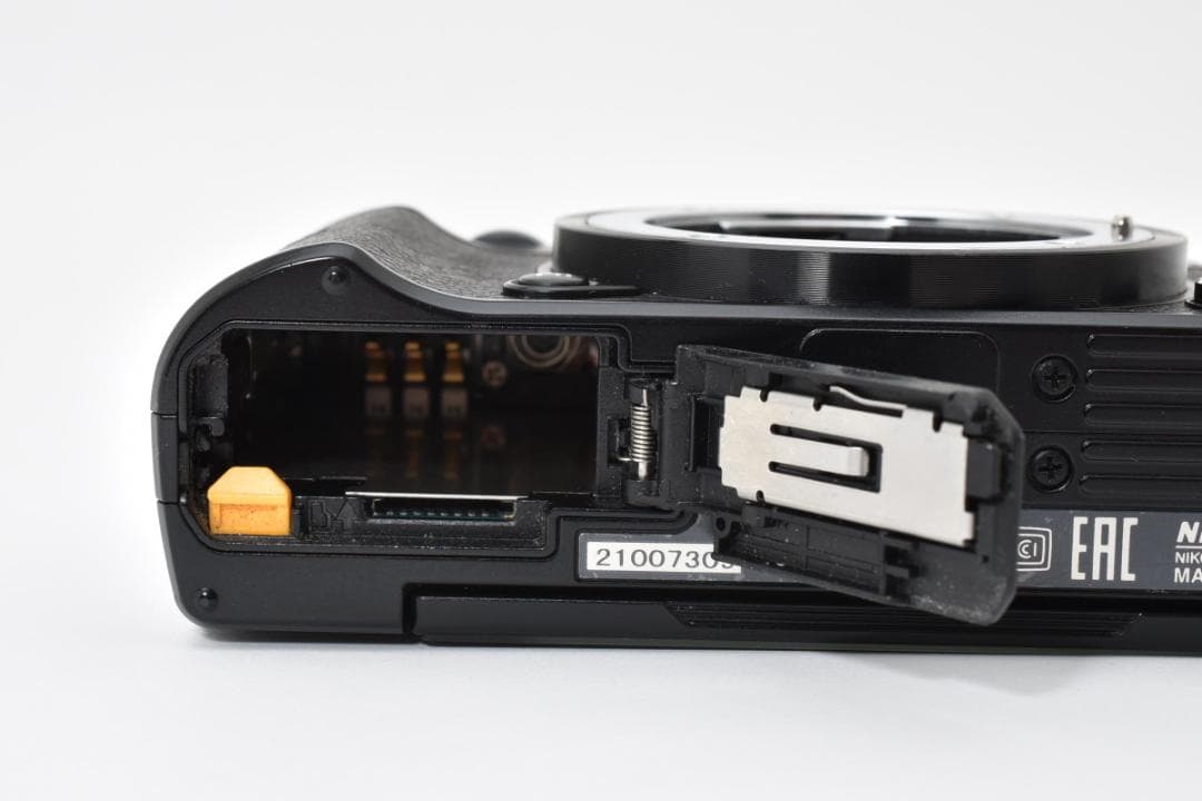 Nikon ニコン Nikon 1 J5 30-110レンズキット