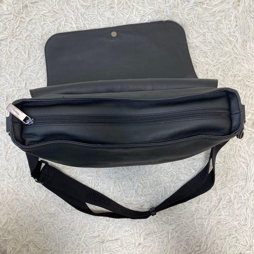 ARMANICOLLEZIONI✨メッセンジャーバッグ　レザー　A4 ストライプ
