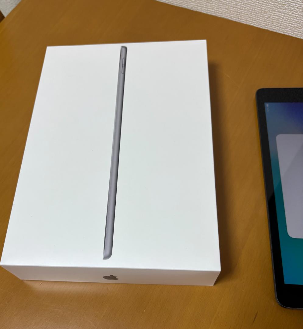 iPad 9世代 本体 スペースグレイ Wi-Fiモデル 64GB バッテリ90