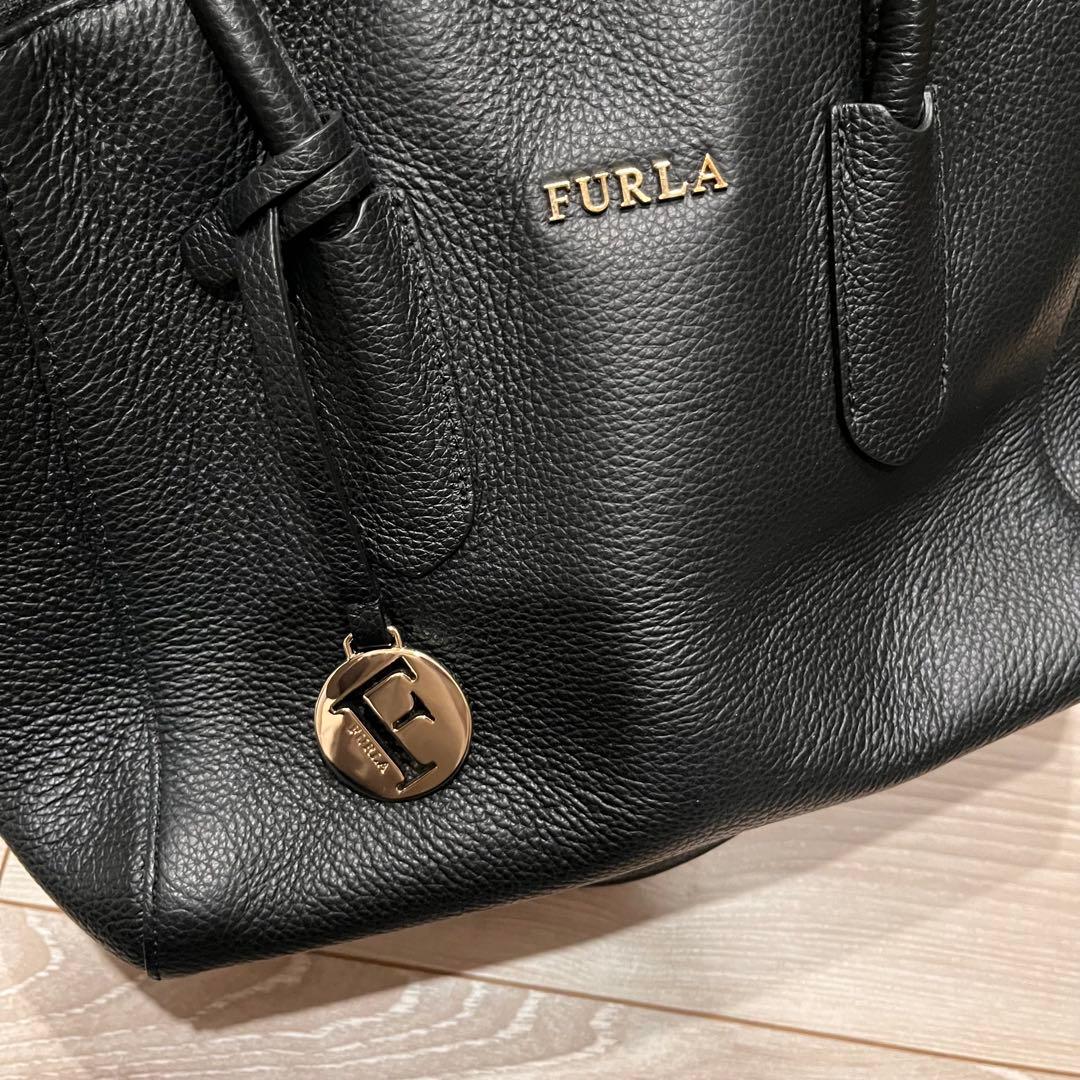 フルラ　トート・ショルダーバッグ