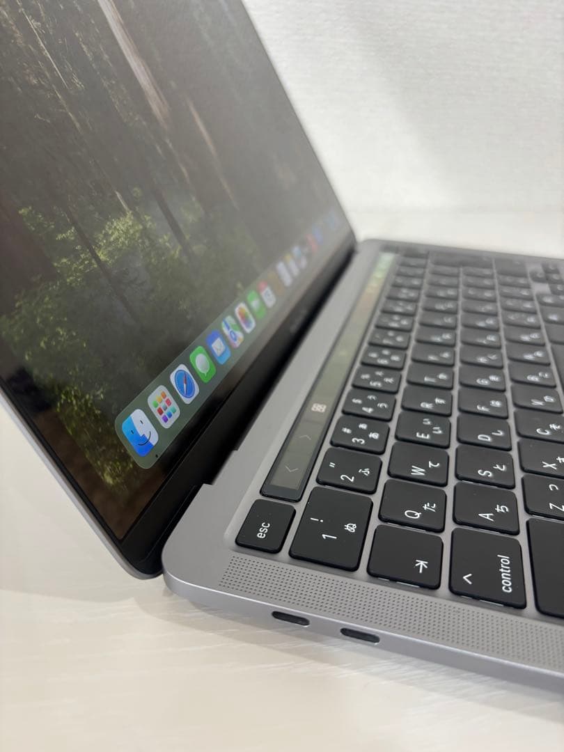 MacBook Pro 13inch (チップApple M1/メモリ8GB)