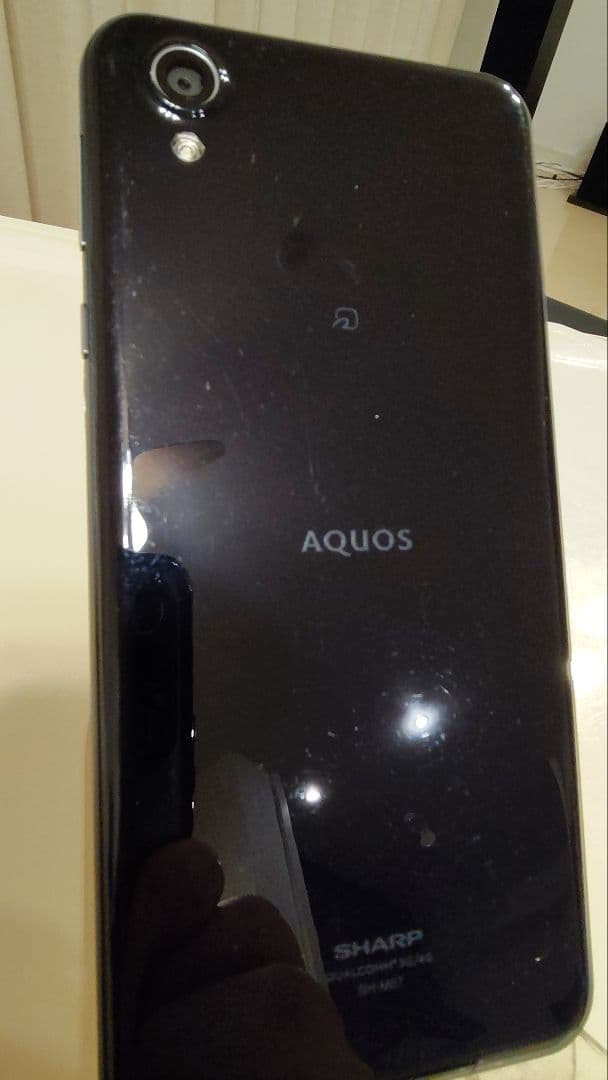 SHARP AQUOS sense plus SH-M07 スマホ本体