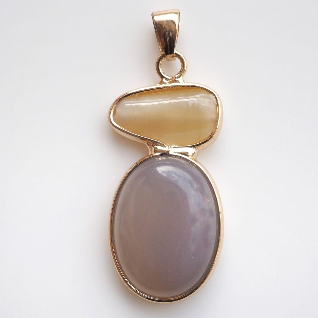 【ほぅ】天然ホワイトムーンストーンのつぶつぶ枠留めイヤリング