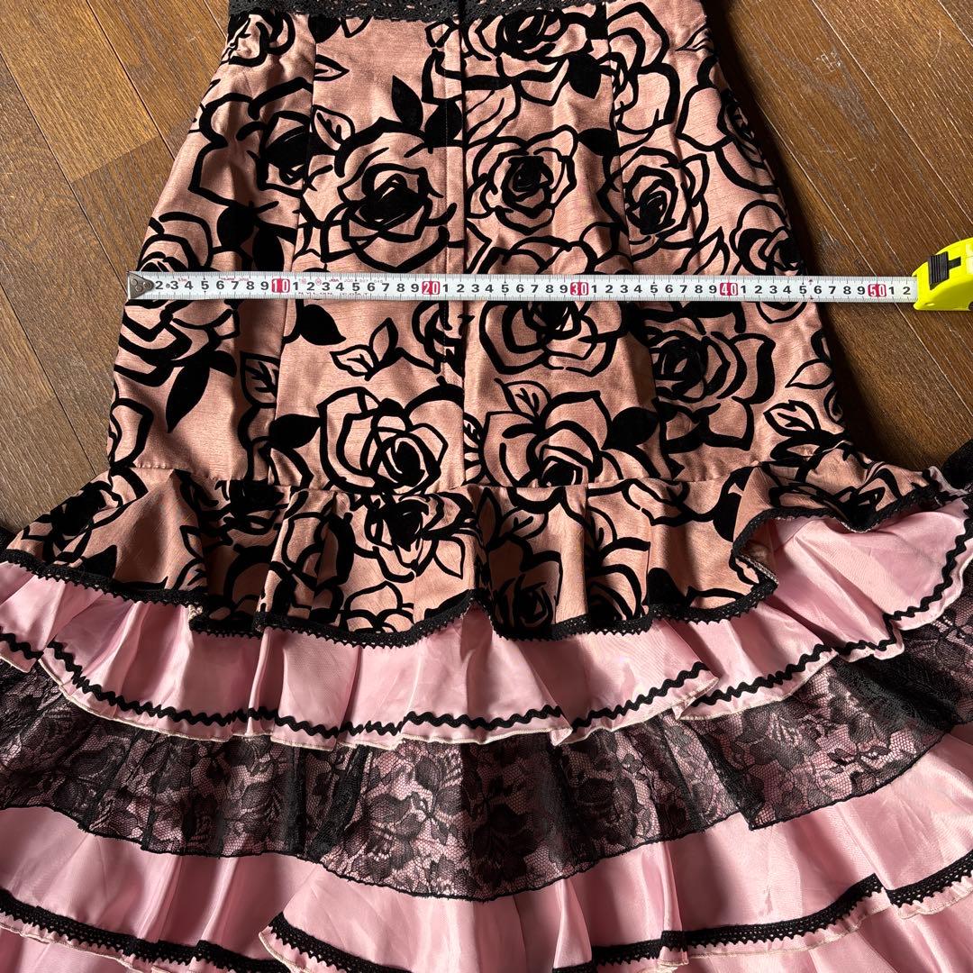 フラメンコ用ピンク黒花柄スカート