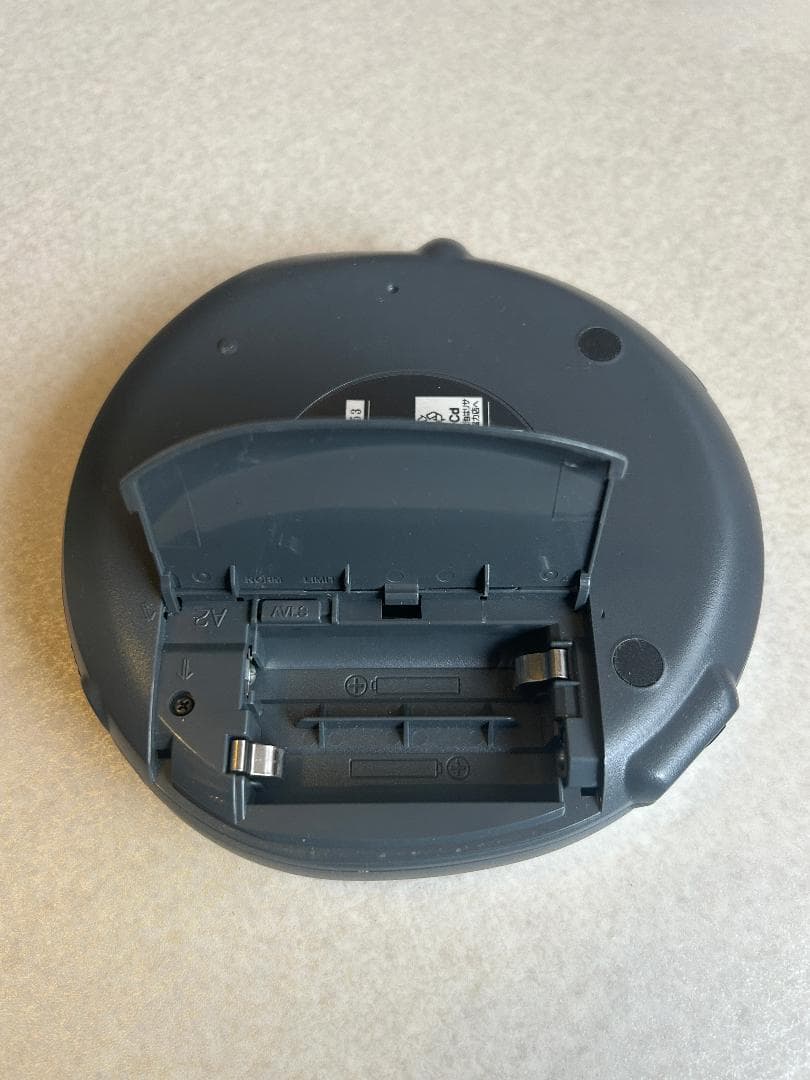 SONY ソニー CDウォークマン D-E660 （JVCイヤホン付き）