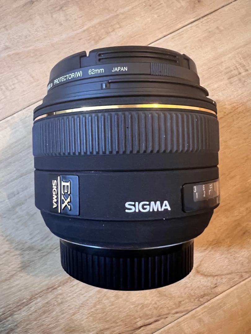 Nikon SIGMA 30mm f/1.4 レンズ ニコン　単焦点レンズ