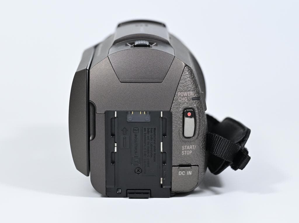 【美品】 ソニー　SONY FDR-AX45 デジタル4Kビデオカメラ