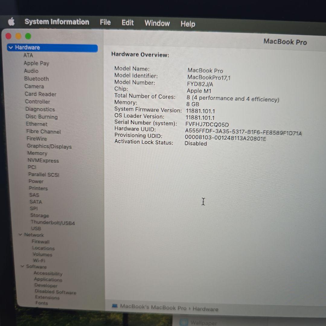 MacBook Pro 13インチ M1 8GB 256GB SSD 美品