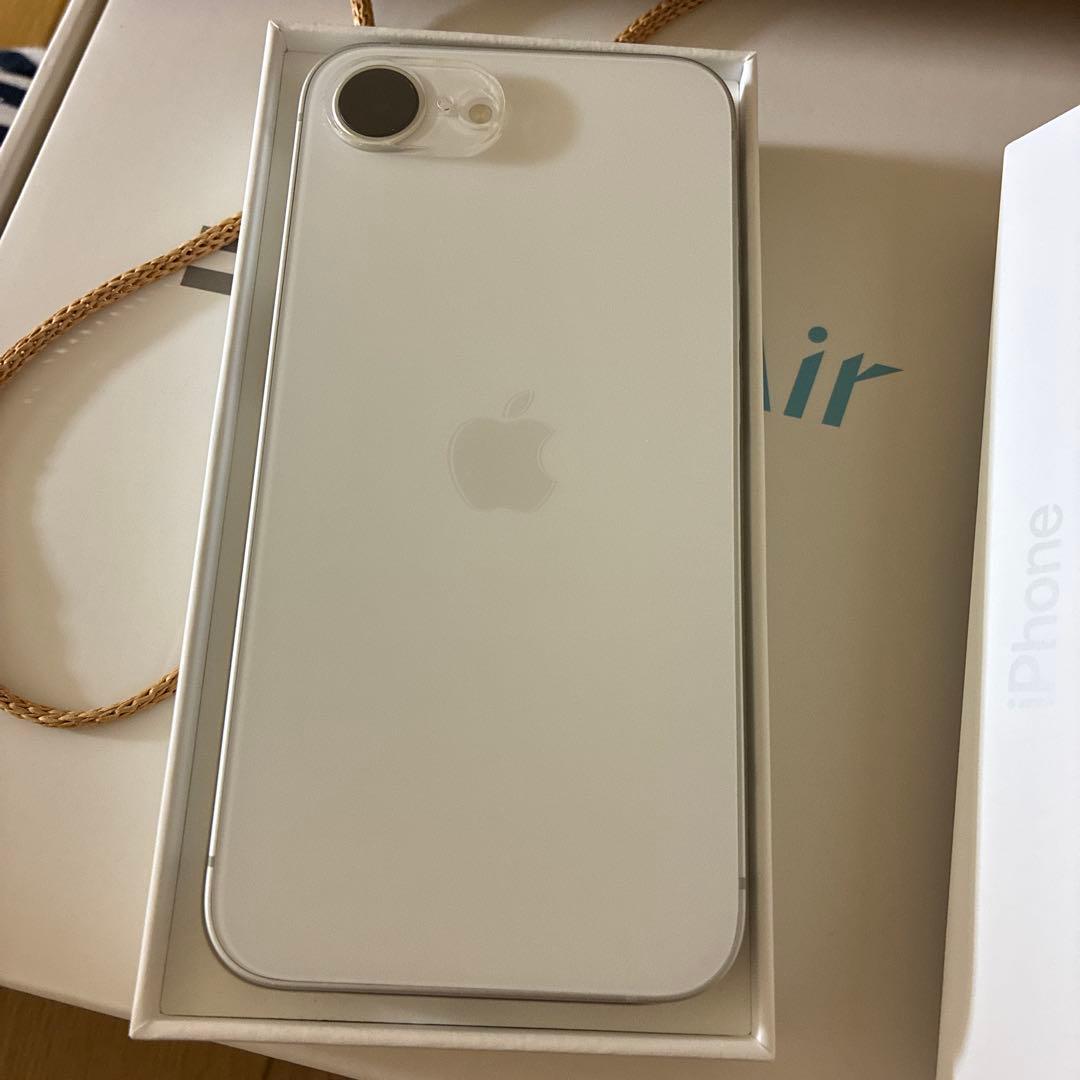 Apple iPhone 16eホワイト 本体