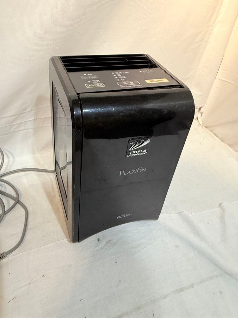 富士通　脱臭機　PLAZION　DAS-15K-B　2021年製