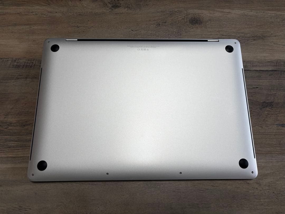 【極美品】MacBook Pro 16インチ i7 32G 512GB シルバー
