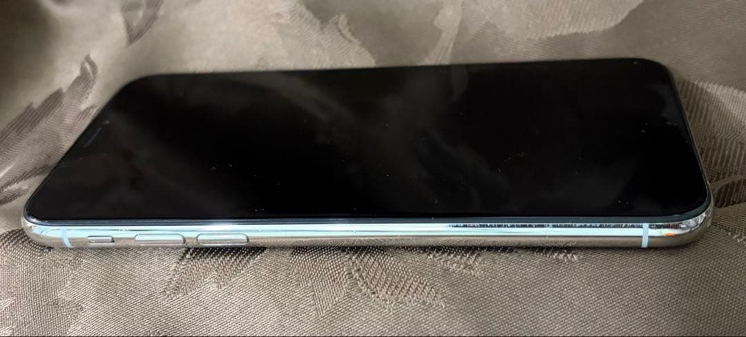 iPhone XS 256G ホワイト 本体